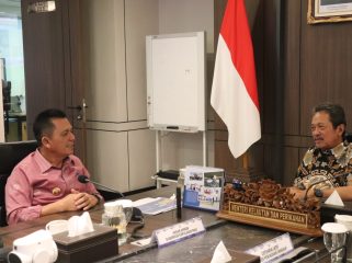 Gubernur Kepulauan Riau Ansar Ahmad beraudiensi bersama Menteri KKP Sakti Wahyu Trenggono di Gedung Menara Bahari I, Jakara Pusat, Jumat (10/7/2026). 