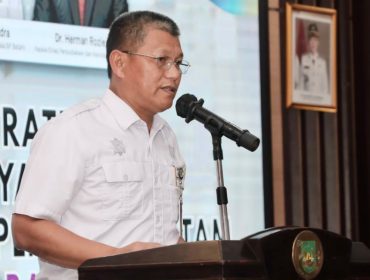 Sekda Kota Batam, Firmansyah, membuka Sosialisasi Budaya Baca dan Literasi bagi Pemangku Kepentingan di Kantor Wali Kota Batam, Selasa (28/7/2026). 