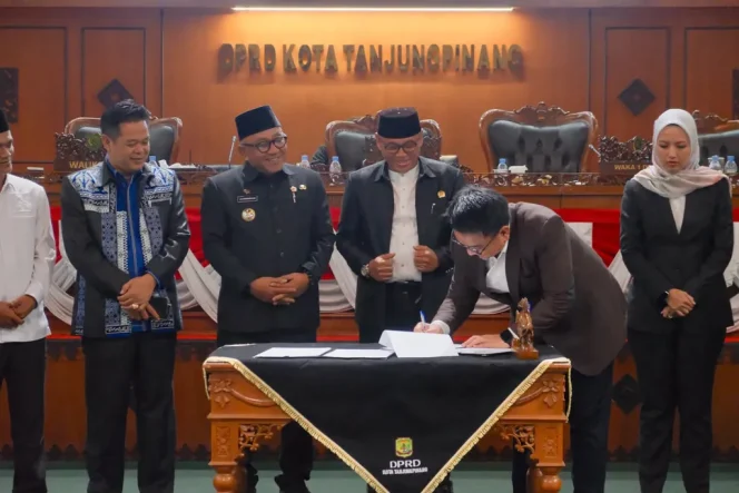 
					Ranperda Perubahan APBD 2026 Disahkan, Wako Lis Prioritaskan Program yang Bersentuhan Langsung dengan Kebutuhan Masyarakat
