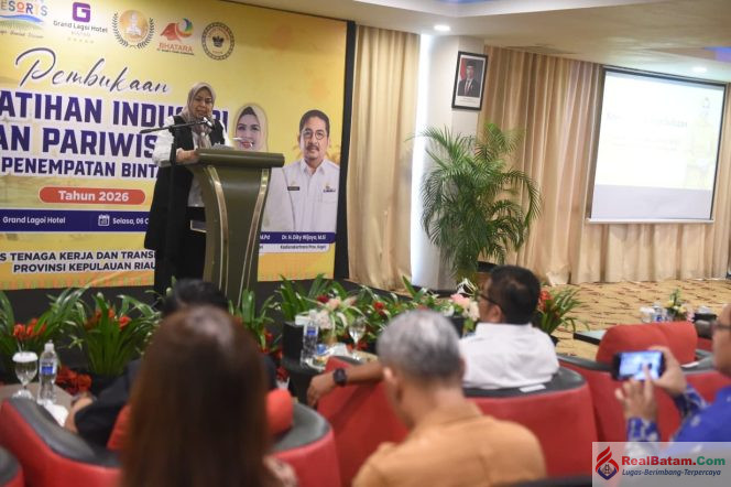 
					Dewi Ansar Dorong Pemanfaatan Jemari Kerja untuk Perkuat Kompetensi Pencari Kerja