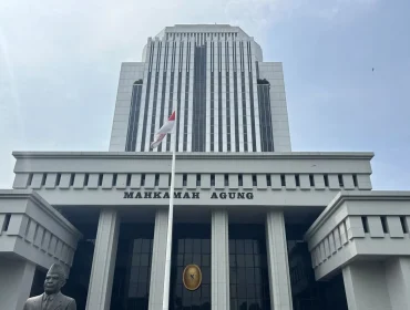 Mahkamah Agung mengabulkan kasasi dalam sengketa Surat Keterangan penyetaraan pendidikan SMA Gibran Rakabuming Raka melalui Putusan Nomor 742 K/TUN/2026.