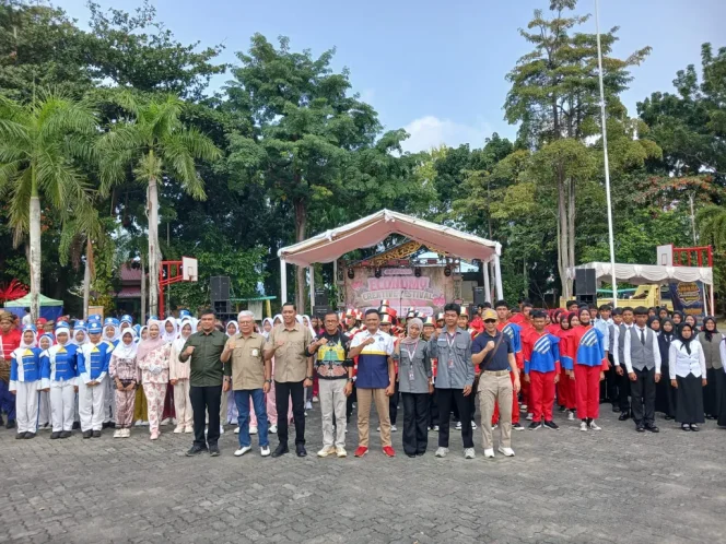 
					Wawako Ariza Apresiasi Kreativitas BEM FEBM UMRAH Gelar Economy Creative Festival