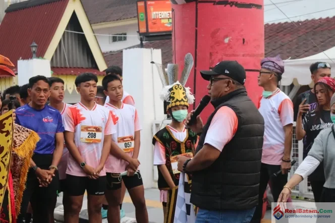 
					Lepas Peserta Heritage Run 5K, Wako Lis: Sejarah Membentuk Tanjungpinang Hari Ini