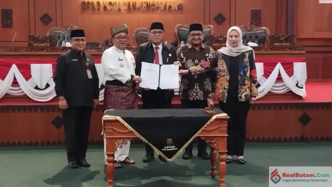
					Wako Lis dan Pimpinan DPRD Setujui Ranperda Cadangan Pangan Daerah