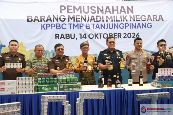 
					Pemusnahan BMMN Periode 2025–2026, Raja Ariza Tekankan Pentingnya Sinergi dan Perlindungan Masyarakat