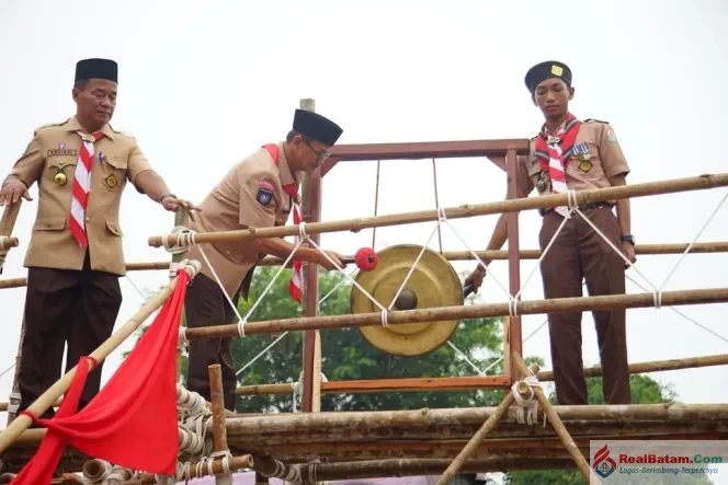 
					Wawako Raja Ariza: Pramuka Bentuk Karakter, Kemandirian, dan Jiwa Kepemimpinan Generasi Muda