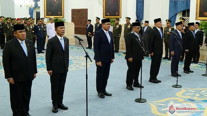 
					Prabowo Lantik 7 Pejabat Baru di Kabinet Merah Putih